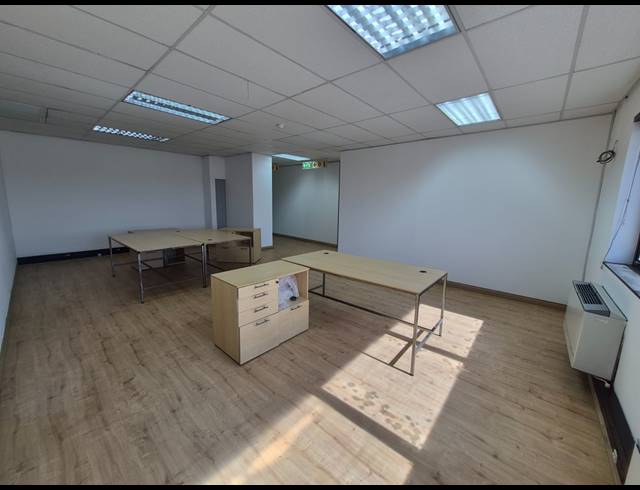 217M² OFFICE TO LET IN RIVONIA